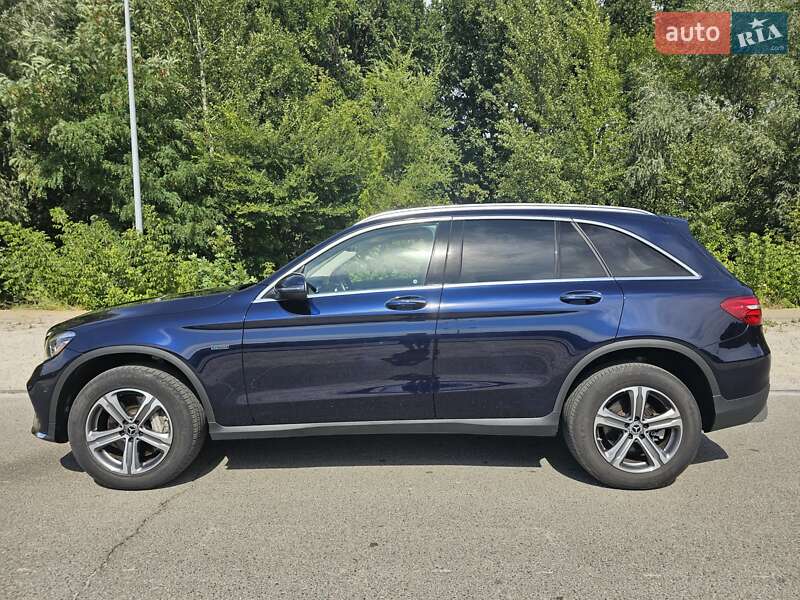 Позашляховик / Кросовер Mercedes-Benz GLC-Class 2018 в Дніпрі