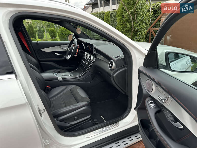 Позашляховик / Кросовер Mercedes-Benz GLC-Class 2022 в Чернівцях