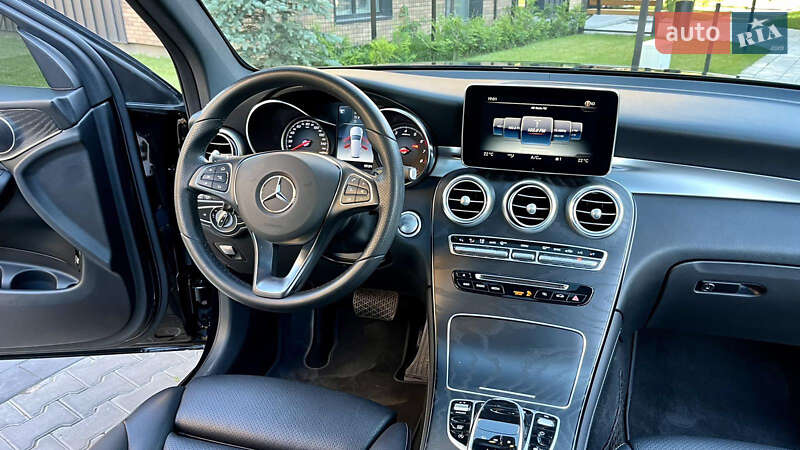 Внедорожник / Кроссовер Mercedes-Benz GLC-Class 2017 в Ивано-Франковске