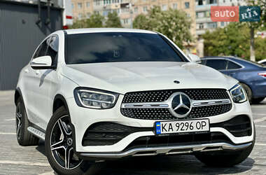 Позашляховик / Кросовер Mercedes-Benz GLC-Class 2019 в 