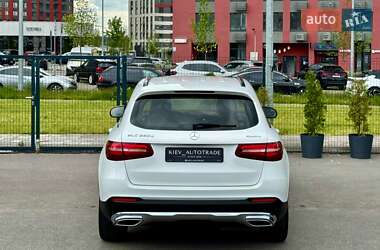 Позашляховик / Кросовер Mercedes-Benz GLC-Class 2017 в 