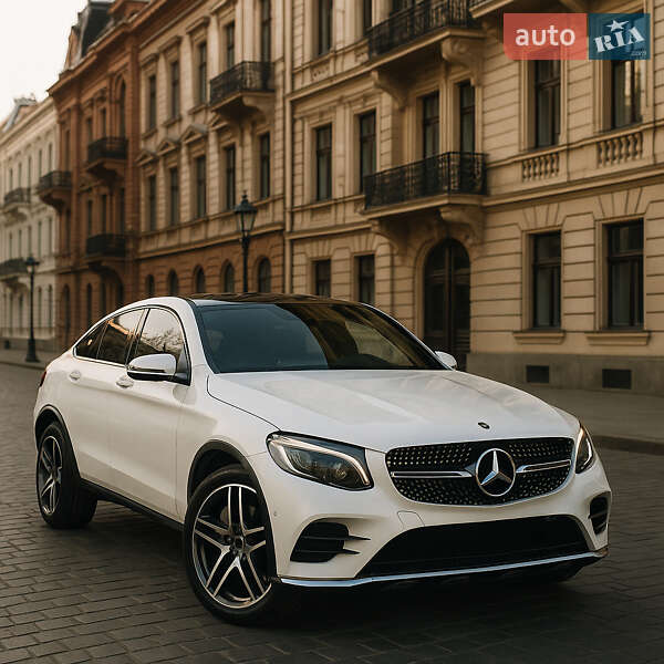 Внедорожник / Кроссовер Mercedes-Benz GLC-Class 2017 в 