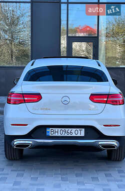 Внедорожник / Кроссовер Mercedes-Benz GLC-Class 2017 в 