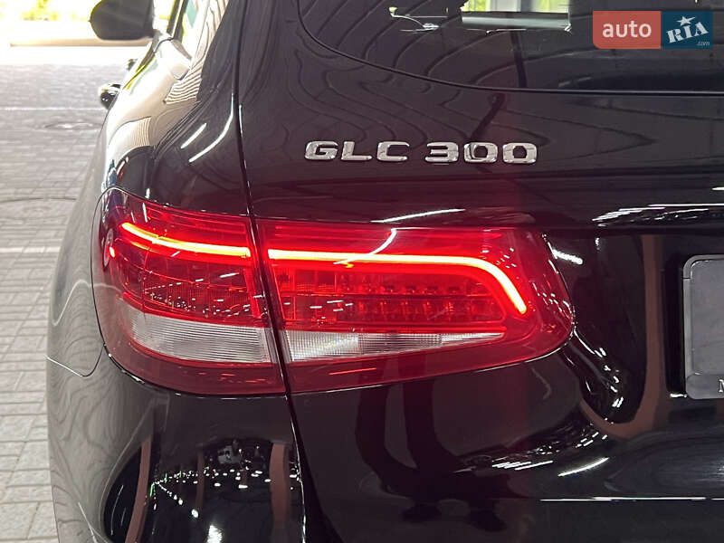 Позашляховик / Кросовер Mercedes-Benz GLC-Class 2017 в Києві