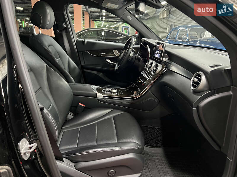 Позашляховик / Кросовер Mercedes-Benz GLC-Class 2017 в Києві