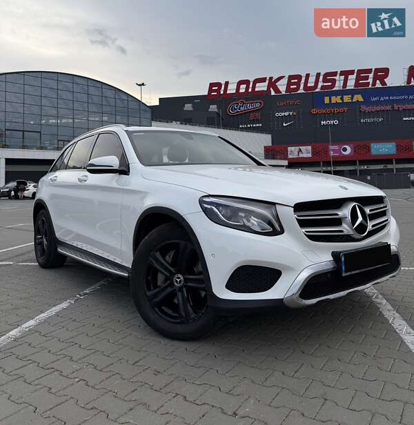 Mercedes-Benz GLC-Class 2017