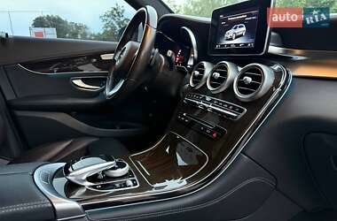 Позашляховик / Кросовер Mercedes-Benz GLC-Class 2016 в 