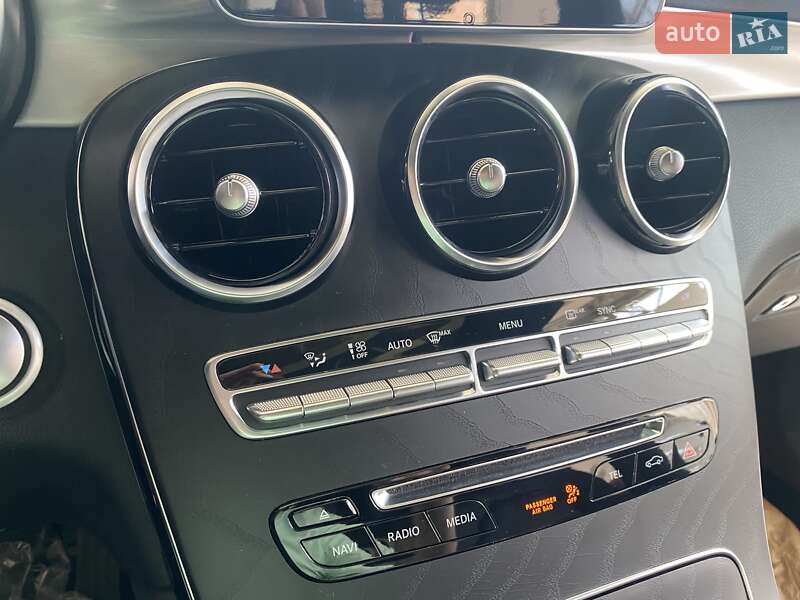 Внедорожник / Кроссовер Mercedes-Benz GLC-Class 2019 в Одессе
