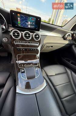 Внедорожник / Кроссовер Mercedes-Benz GLC-Class 2019 в 