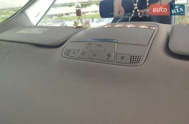 Внедорожник / Кроссовер Mercedes-Benz GLC-Class 2022 в 