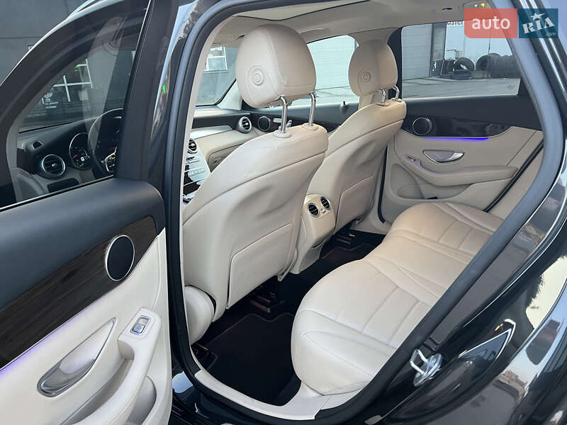 Внедорожник / Кроссовер Mercedes-Benz GLC-Class 2020 в Житомире