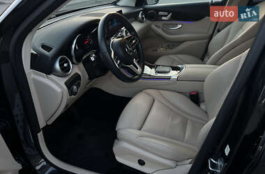 Внедорожник / Кроссовер Mercedes-Benz GLC-Class 2020 в 