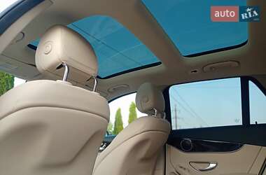Внедорожник / Кроссовер Mercedes-Benz GLC-Class 2017 в 