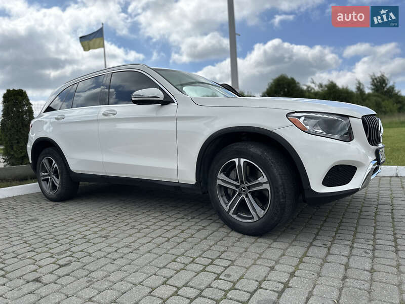 Mercedes-Benz GLC-Class 2019