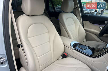 Внедорожник / Кроссовер Mercedes-Benz GLC-Class 2022 в 
