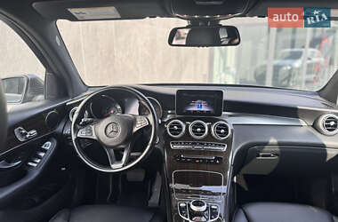Внедорожник / Кроссовер Mercedes-Benz GLC-Class 2017 в 