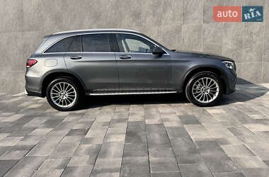 Внедорожник / Кроссовер Mercedes-Benz GLC-Class 2017 в 