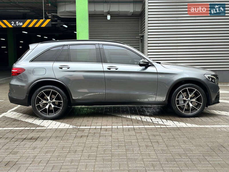 Внедорожник / Кроссовер Mercedes-Benz GLC-Class 2017 в Киеве