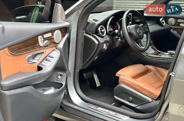 Внедорожник / Кроссовер Mercedes-Benz GLC-Class 2017 в 