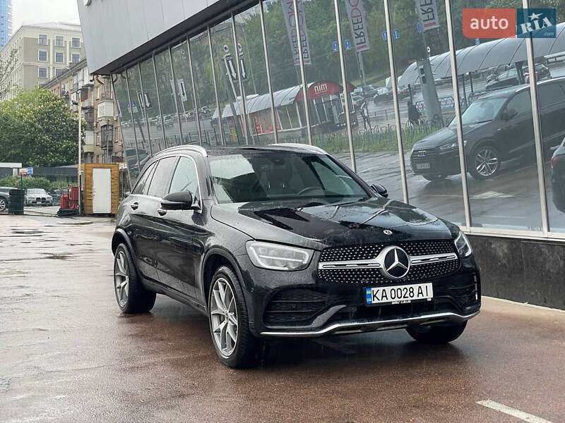 Внедорожник / Кроссовер Mercedes-Benz GLC-Class 2019 в Киеве