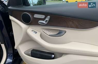 Внедорожник / Кроссовер Mercedes-Benz GLC-Class 2019 в 