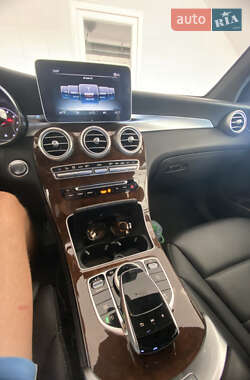 Внедорожник / Кроссовер Mercedes-Benz GLC-Class 2018 в 