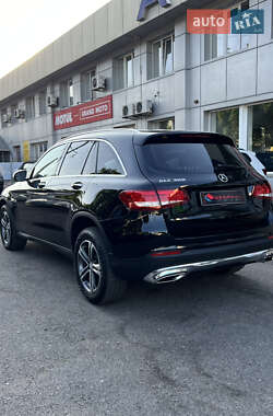 Внедорожник / Кроссовер Mercedes-Benz GLC-Class 2016 в 