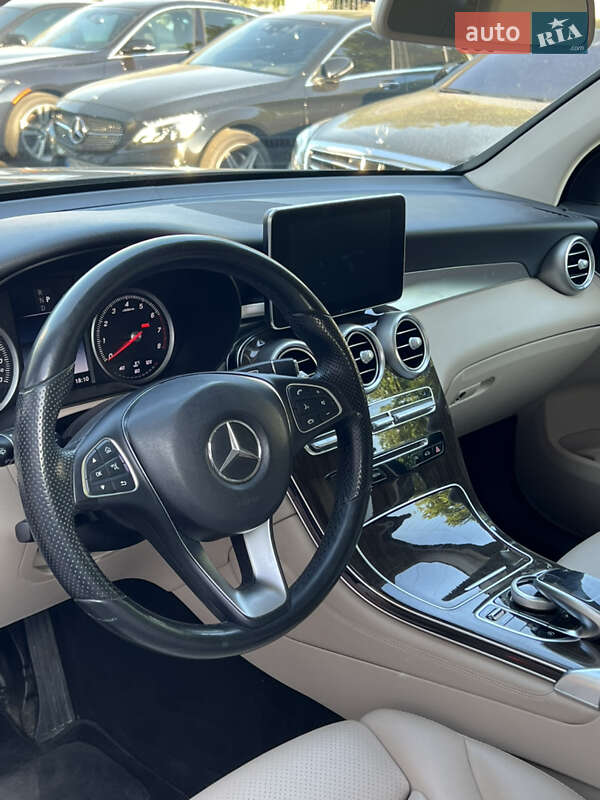 Внедорожник / Кроссовер Mercedes-Benz GLC-Class 2016 в Одессе