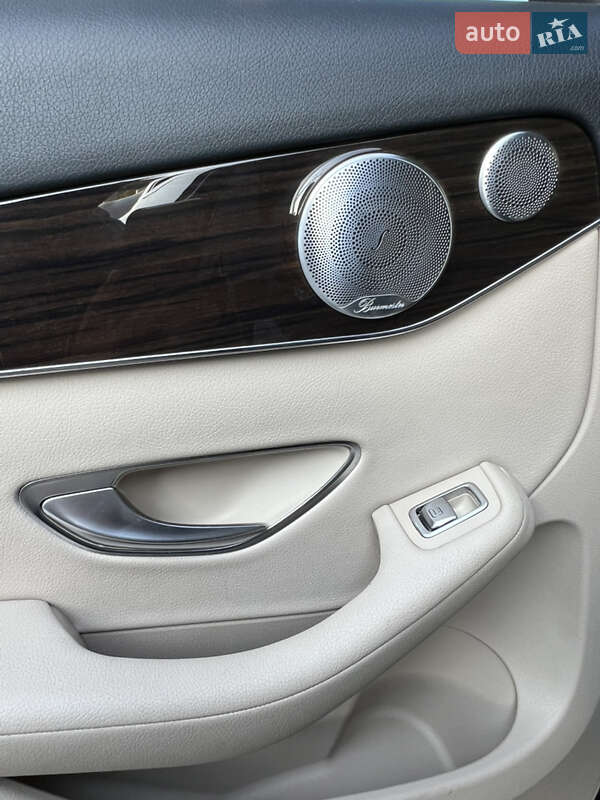 Внедорожник / Кроссовер Mercedes-Benz GLC-Class 2016 в Одессе