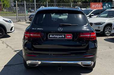 Внедорожник / Кроссовер Mercedes-Benz GLC-Class 2018 в 