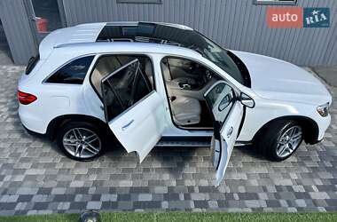 Внедорожник / Кроссовер Mercedes-Benz GLC-Class 2018 в 