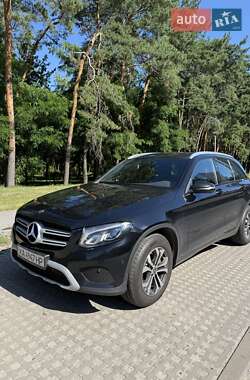 Внедорожник / Кроссовер Mercedes-Benz GLC-Class 2017 в 