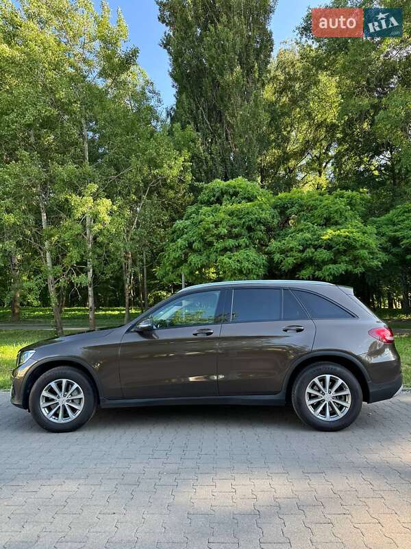 Mercedes-Benz GLC-Class 2016
