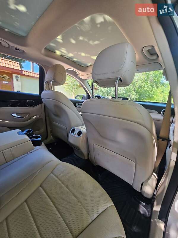 Внедорожник / Кроссовер Mercedes-Benz GLC-Class 2019 в Одессе фото 7 Внедорожник / Кроссовер Mercedes-Benz GLC-Class 2019 в Одессе