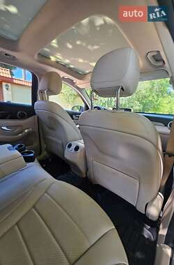Внедорожник / Кроссовер Mercedes-Benz GLC-Class 2019 в 