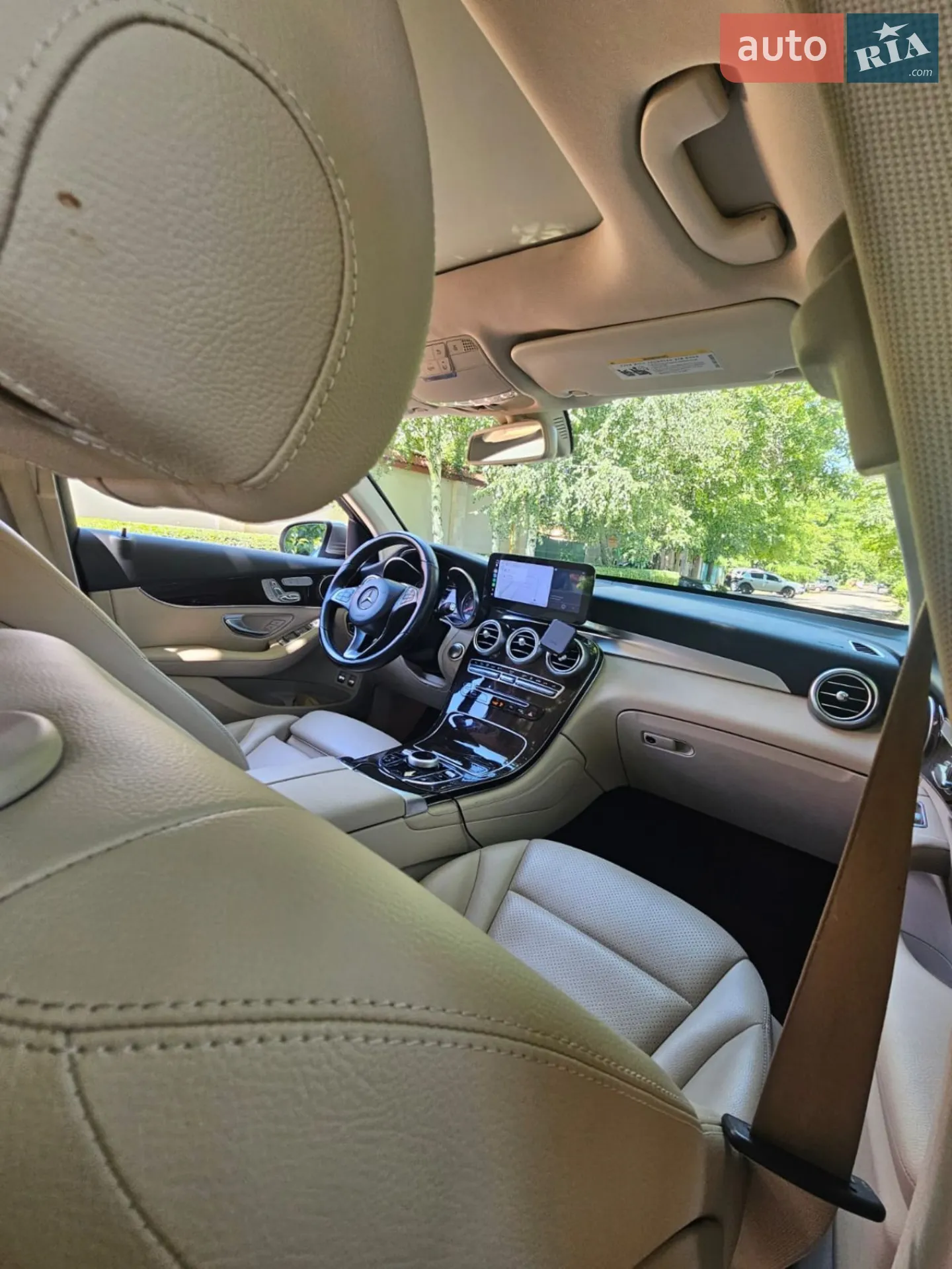 2019 Mercedes-Benz GLC - мініатюра 24