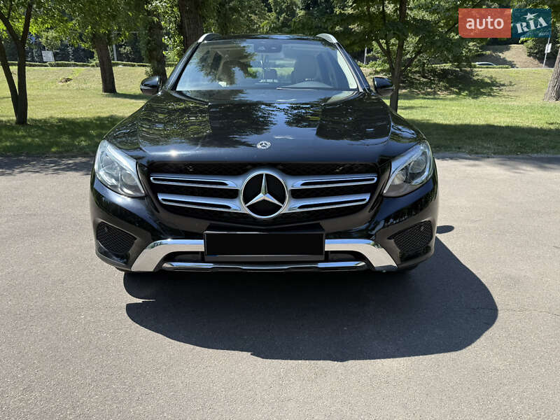 Внедорожник / Кроссовер Mercedes-Benz GLC-Class 2017 в Киеве