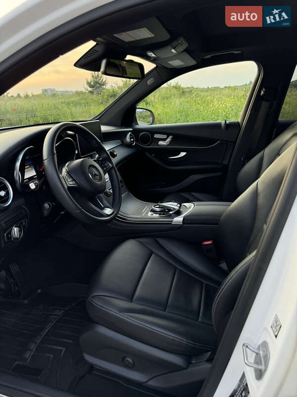 Позашляховик / Кросовер Mercedes-Benz GLC-Class 2019 в Рівному