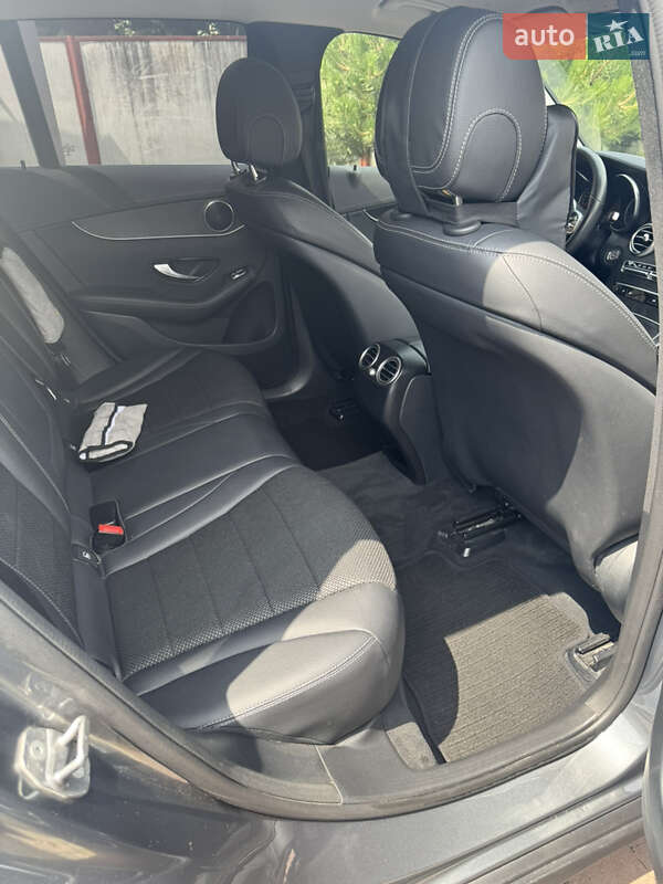 Позашляховик / Кросовер Mercedes-Benz GLC-Class 2019 в Мукачевому