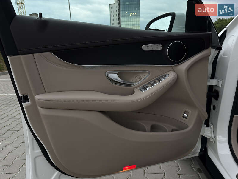 Позашляховик / Кросовер Mercedes-Benz GLC-Class 2015 в Тернополі