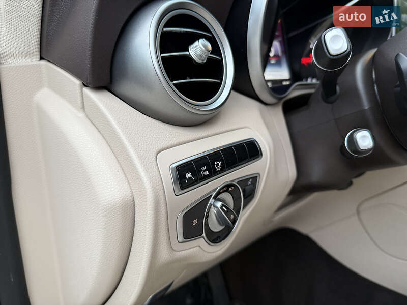 Позашляховик / Кросовер Mercedes-Benz GLC-Class 2015 в Тернополі
