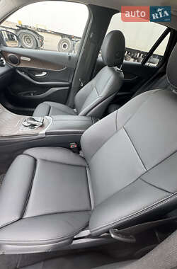 Внедорожник / Кроссовер Mercedes-Benz GLC-Class 2018 в 