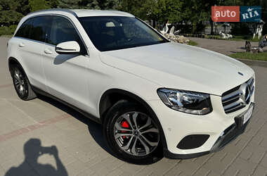 Позашляховик / Кросовер Mercedes-Benz GLC-Class 2017 в 