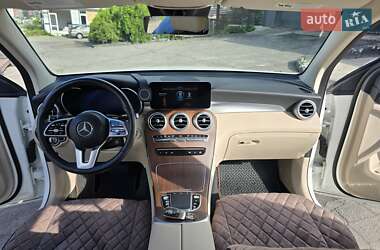 Внедорожник / Кроссовер Mercedes-Benz GLC-Class 2021 в 