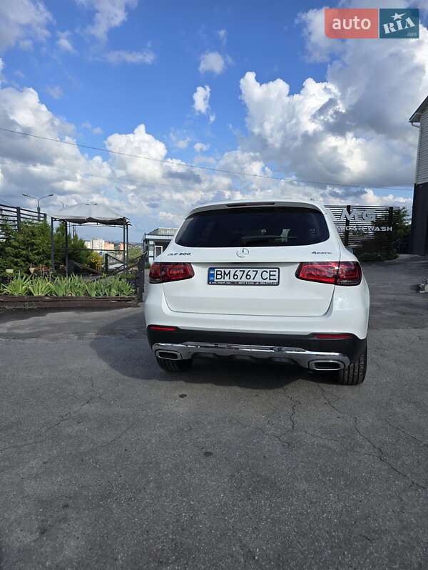 Позашляховик / Кросовер Mercedes-Benz GLC-Class 2021 в Києві