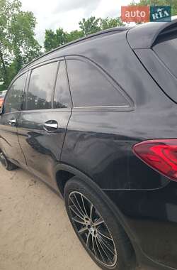 Внедорожник / Кроссовер Mercedes-Benz GLC-Class 2021 в 