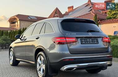Внедорожник / Кроссовер Mercedes-Benz GLC-Class 2015 в 