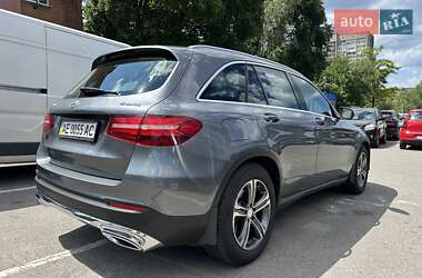 Внедорожник / Кроссовер Mercedes-Benz GLC-Class 2016 в 