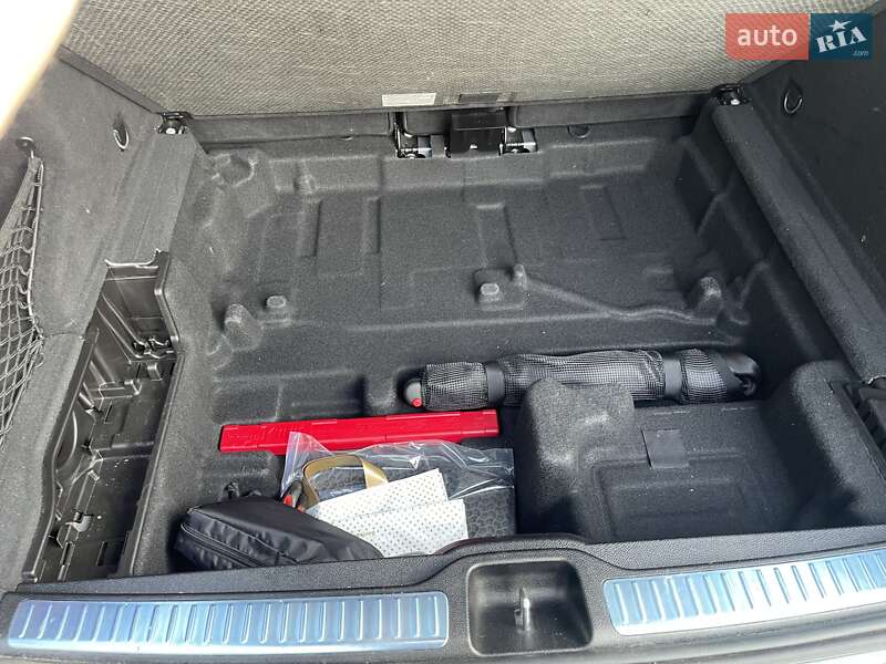 Внедорожник / Кроссовер Mercedes-Benz GLC-Class 2021 в Львове