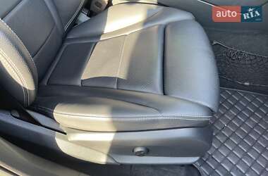 Внедорожник / Кроссовер Mercedes-Benz GLC-Class 2020 в 
